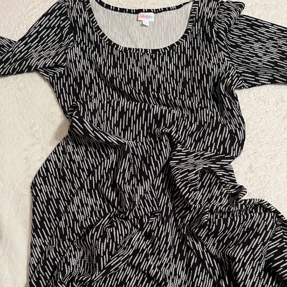 Women’s LuLaRoe dress. Size 2xl. Like new